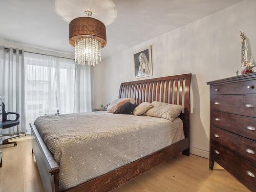 Master bedroom - 590  - 596 Rue De Chablis, Laval (Chomedey), QC - Indoor Photo Showing Bedroom
