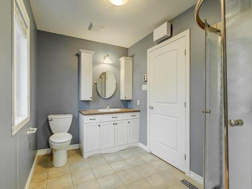 Salle de lavage - 1159 Rue Bellerive, Saint-Jean-Sur-Richelieu, QC - Indoor Photo Showing Bathroom