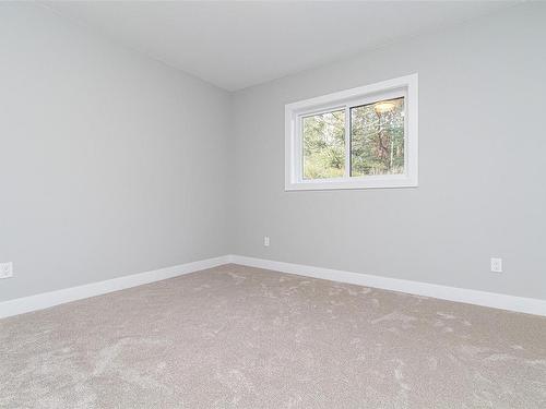 7036 Clarkson Pl, Sooke, BC - Indoor Photo Showing Other Room