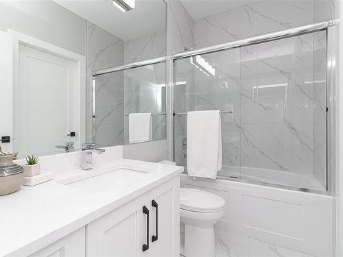 7036 Clarkson Pl, Sooke, BC - Indoor Photo Showing Bathroom