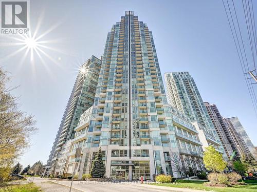 #913 -220 Burnhamthorpe Rd W, Mississauga, ON - Outdoor With Facade