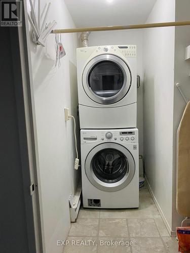 #112 -1050 Falgarwood Dr, Oakville, ON - Indoor Photo Showing Laundry Room