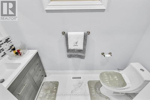 92 Mayfield Ave, Waterloo, ON - Indoor Photo Showing Bathroom