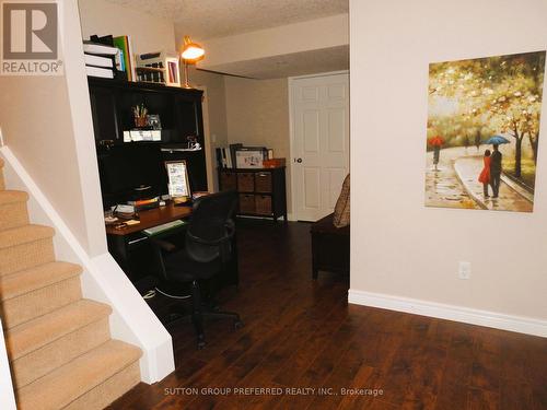 154 Kingfisher Avenue, Woodstock, ON - Indoor Photo Showing Other Room