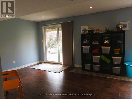 154 Kingfisher Avenue, Woodstock, ON - Indoor Photo Showing Other Room