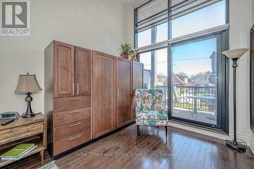 #206 -200 Stinson St, Hamilton, ON - Indoor Photo Showing Other Room