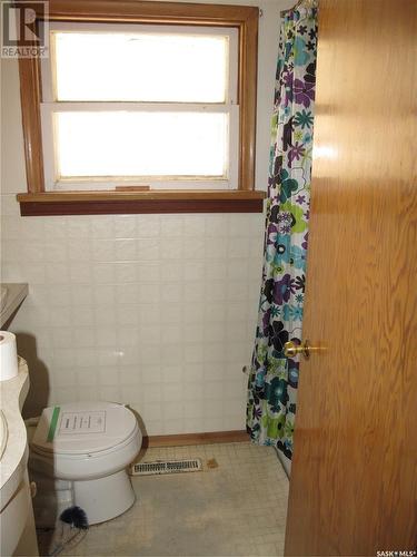 41 Wilkin Street, Fillmore, SK - Indoor Photo Showing Bathroom