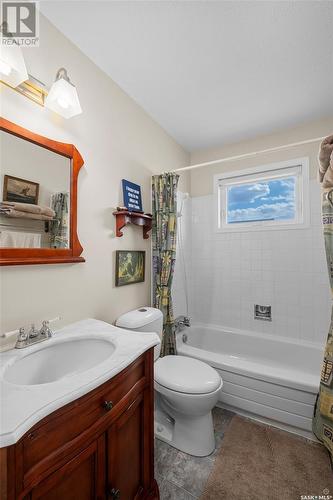 116 4Th Street, Birch Hills, SK - Indoor Photo Showing Bathroom