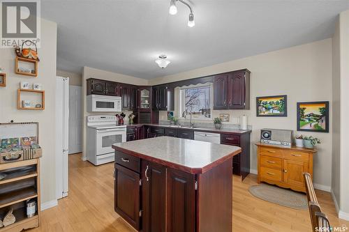 116 4Th Street, Birch Hills, SK - Indoor Photo Showing Kitchen