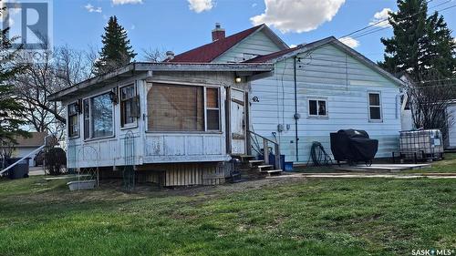 407 1St Street S, Cabri, SK - Outdoor