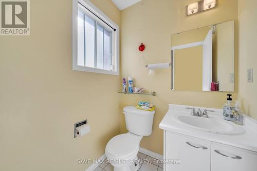 7284 Seabreeze Drive, Mississauga, ON - Indoor Photo Showing Bathroom
