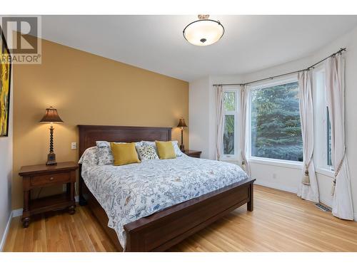 860 Small Court, Kelowna, BC - Indoor Photo Showing Bedroom