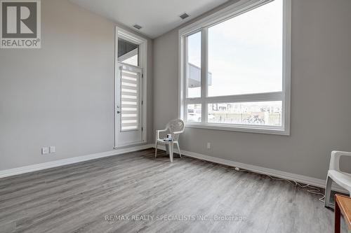 #101 -3265 Carding Mill Tr, Oakville, ON - Indoor Photo Showing Other Room