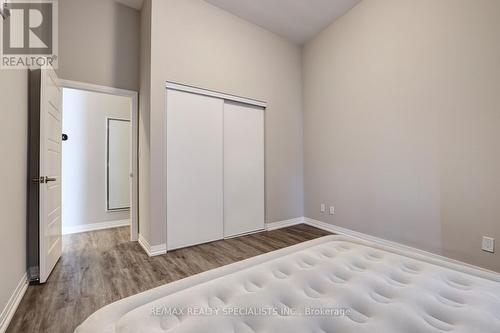 101 - 3265 Carding Mill Trail, Oakville, ON - Indoor Photo Showing Bedroom