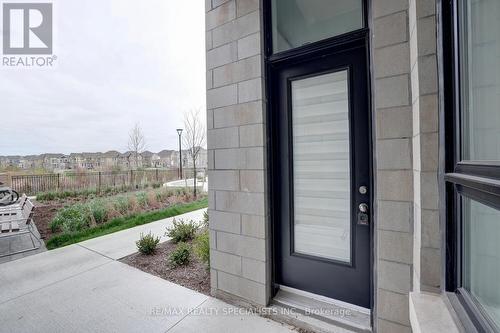 #101 -3265 Carding Mill Tr, Oakville, ON - Outdoor With Exterior