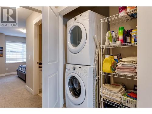 2490 Tuscany Drive Unit# 59, West Kelowna, BC - Indoor Photo Showing Laundry Room
