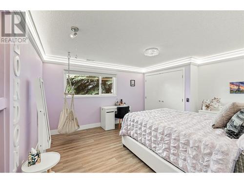 446 Okaview Road, Kelowna, BC - Indoor Photo Showing Bedroom