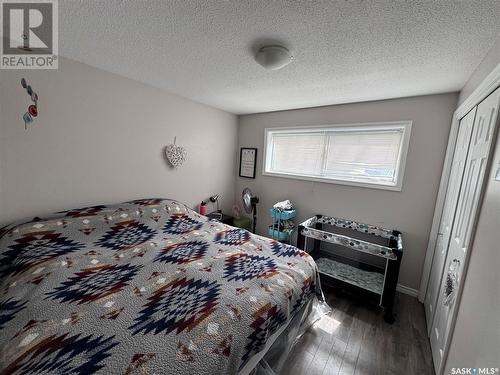 222-224 Carleton Drive, Saskatoon, SK - Indoor Photo Showing Bedroom