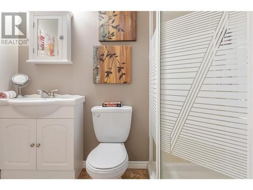 2821 Old Hedley Road, Princeton, BC - Indoor Photo Showing Bathroom
