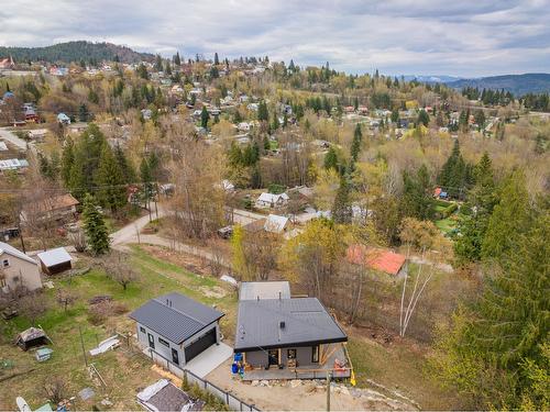 1950 Phoenix Avenue, Rossland, BC - Outdoor With View