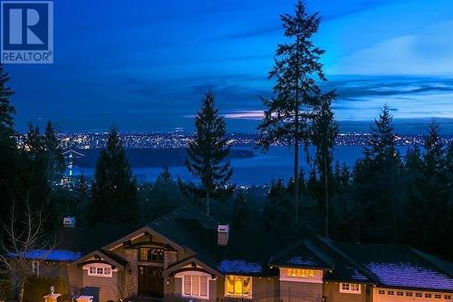 1625 Chippendale Road, West Vancouver, BC - Outdoor With View