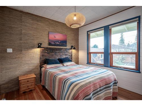 311 Front Street, Kaslo, BC - Indoor Photo Showing Bedroom