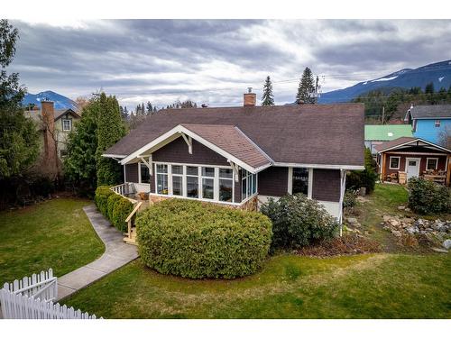 311 Front Street, Kaslo, BC - Outdoor With View