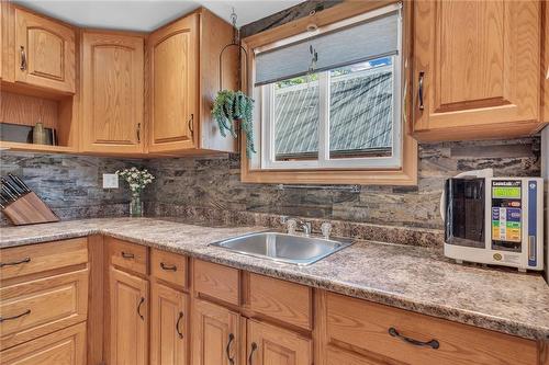 109 Mcnab Street E, Port Dover, ON - Indoor Photo Showing Kitchen