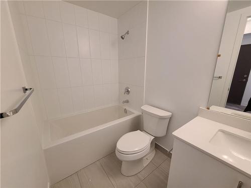 550 North Service Road|Unit #1108, Grimsby, ON - Indoor Photo Showing Bathroom