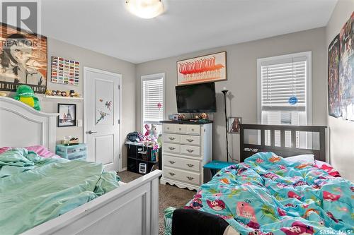 330 100 Chaparral Boulevard, Martensville, SK - Indoor Photo Showing Bedroom