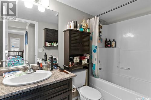 330 100 Chaparral Boulevard, Martensville, SK - Indoor Photo Showing Bathroom
