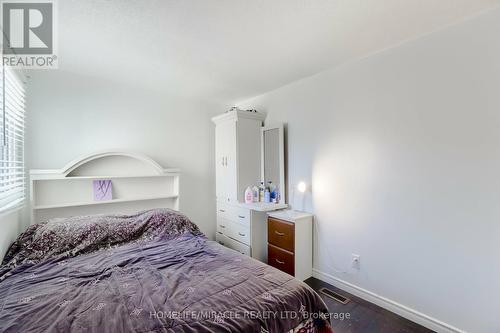 34 Greenbush Court, Brampton, ON - Indoor Photo Showing Bedroom