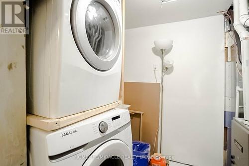 34 Greenbush Crt, Brampton, ON - Indoor Photo Showing Laundry Room