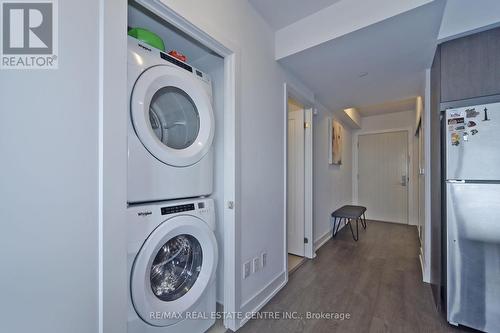 1616 - 2550 Simcoe Street Street, Oshawa, ON - Indoor Photo Showing Laundry Room