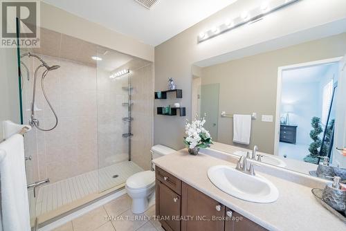 65 Tempo Way, Whitby, ON - Indoor Photo Showing Bathroom