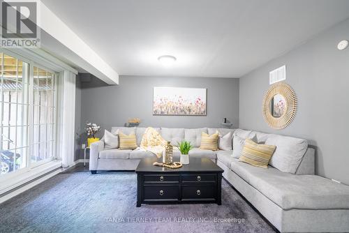 65 Tempo Way, Whitby, ON - Indoor Photo Showing Living Room