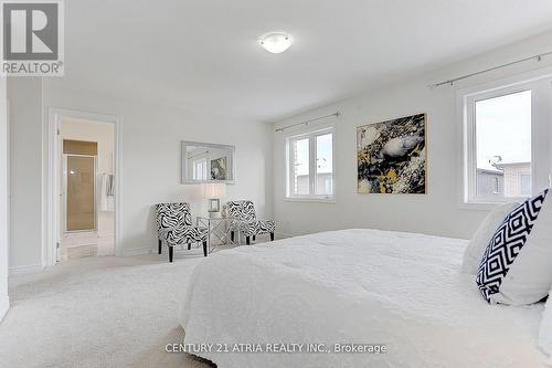 5 Robert Baldwin Boulevard, East Gwillimbury, ON - Indoor Photo Showing Bedroom