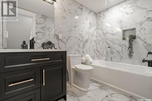 1007 Osler Street, Saskatoon, SK - Indoor Photo Showing Bathroom