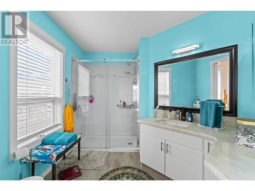 2657 Mountview Place, Blind Bay, BC - Indoor Photo Showing Bathroom