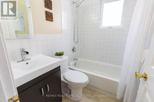 40 River Road, Mississauga, ON - Indoor Photo Showing Bathroom