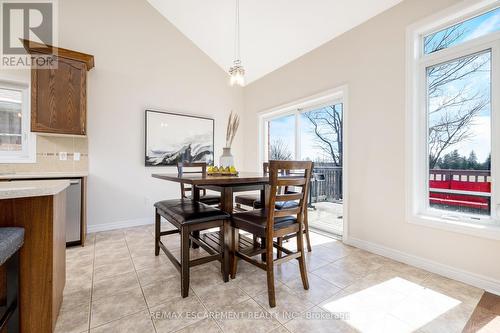 168 Parkinson Dr, Guelph/Eramosa, ON - Indoor Photo Showing Dining Room