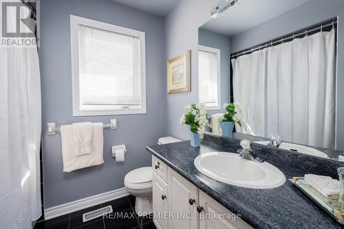 113 Sierra Crt, Vaughan, ON - Indoor Photo Showing Bathroom