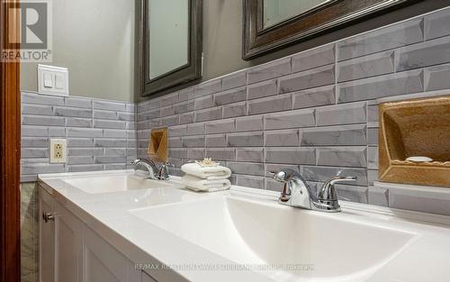 128 Gilley Rd N, Toronto, ON - Indoor Photo Showing Bathroom