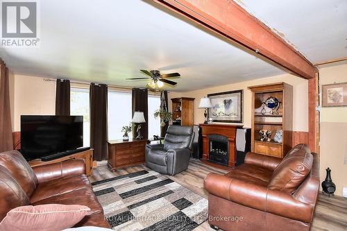 1650 Kinsale Road, Smith-Ennismore-Lakefield, ON - Indoor Photo Showing Living Room With Fireplace