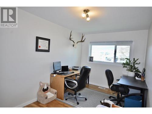 A 370 N 4Th Avenue, Williams Lake, BC - Indoor Photo Showing Office
