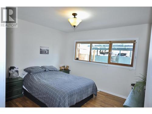 A 370 N 4Th Avenue, Williams Lake, BC - Indoor Photo Showing Bedroom