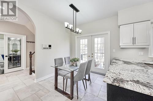 #7 - 25 Manor Park Crescent, Guelph, ON - Indoor Photo Showing Dining Room