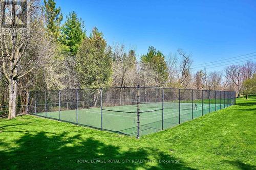 ##7 -25 Manor Park Cres, Guelph, ON - Outdoor With Backyard