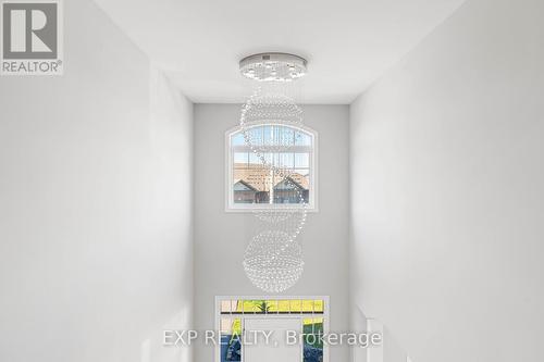 8 Farmington Crescent, Belleville, ON - Indoor Photo Showing Other Room
