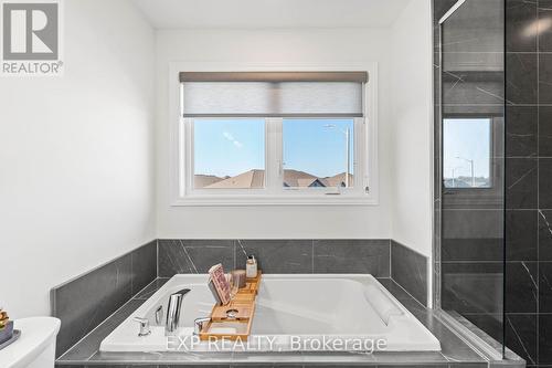 8 Farmington Cres, Belleville, ON - Indoor Photo Showing Bathroom